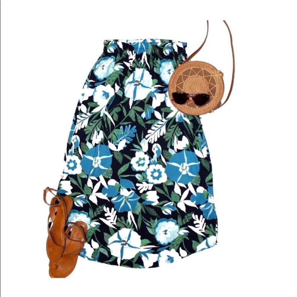 XXS Loft Skirt w Pockets